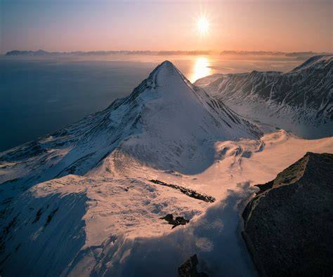 Gîte de montagne au coucher du soleil