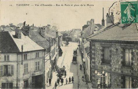 Ancienne mairie de Taverny rue de Paris