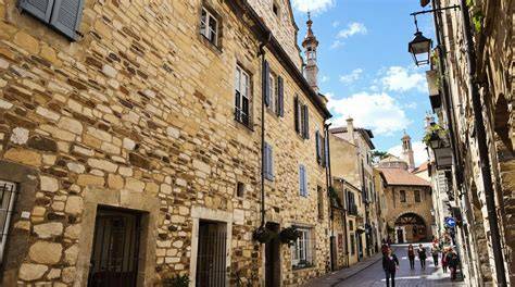 ruelles pavées de la vieille ville de Sartène