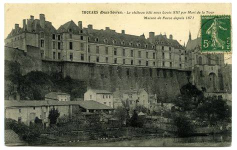 Château de Thouars vu depuis le Thouet
