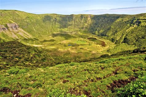 Randonnée dans la caldeira de Fogo