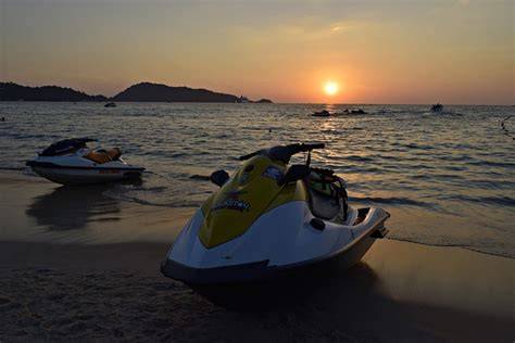 Caméra sport jet ski en mer