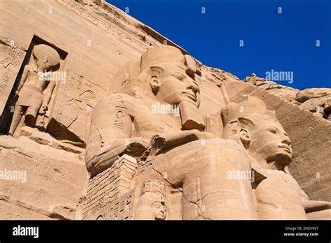Façade du Grand Temple de Ramsès II