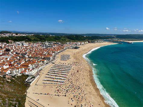 Nazaré vue depuis le promontoire du Sítio
