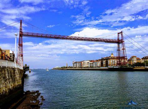 Puente Bizkaia pont transbordeur ria Nervión