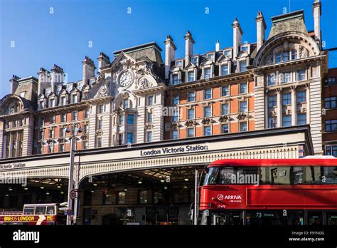 Gare de Victoria et transports londoniens